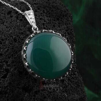 Bombeli Yeşil Akik Taşlı 925 Ayar Gümüş Yuvarlak Model Kolye - Osmanlı Pazar