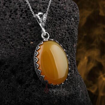 Doğal Sarı Akik Taşı Oval Model El İşçiliği 925 Ayar Gümüş Kolye - Osmanlı Pazar