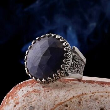 Fasetli Safir Doğal Taşlı 925 Ayar Gümüş El Oyması Motifli Yüzük - Osmanlı Pazar